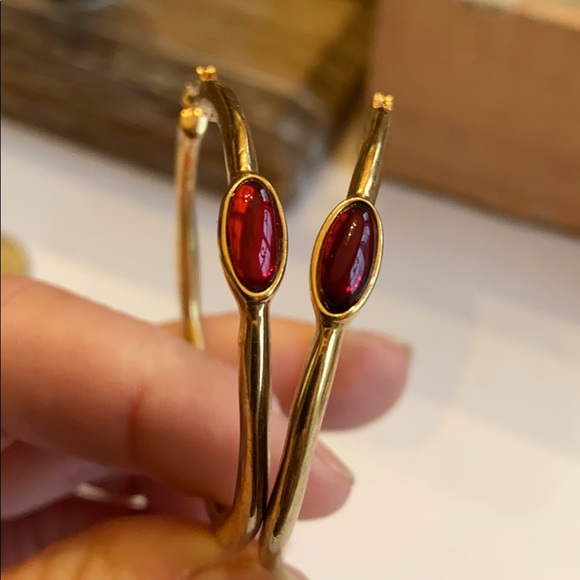 Jewelry - Gold Toned Hoops